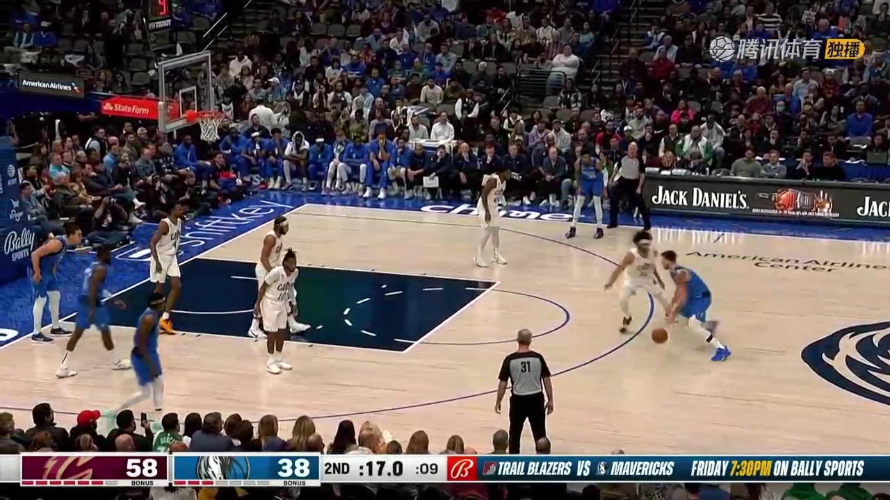 魔術師附體！東契奇神仙不看人背傳 畢竟周最佳助攻TOP10！